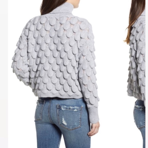Cotton emporium scalloped textured turtleneck sweater large - Picture 6 of 6